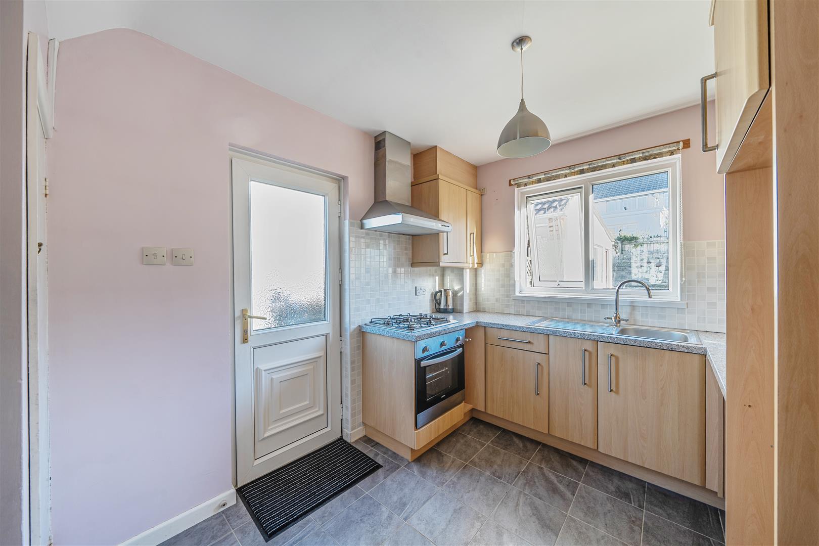 Cae Folland, Penclawdd, Swansea, SA4 3YJ